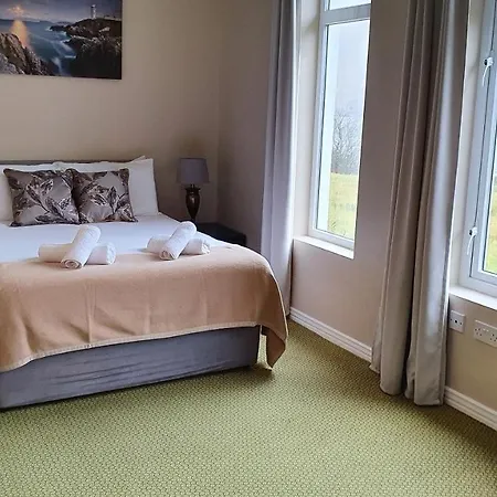 Portfinn Guest house 2*