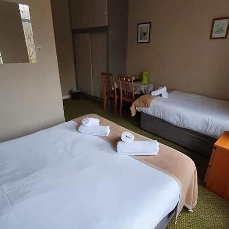 Portfinn Guest house 2*